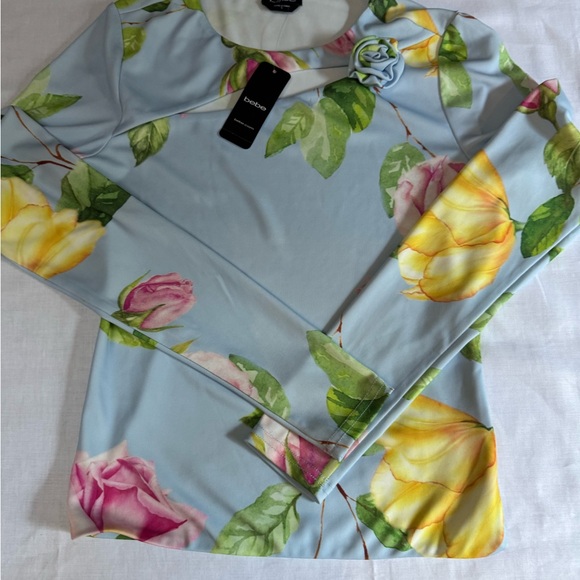 bebe Tops - Bebe Cut Out Flower Long Sleeve Top Size Small NWT